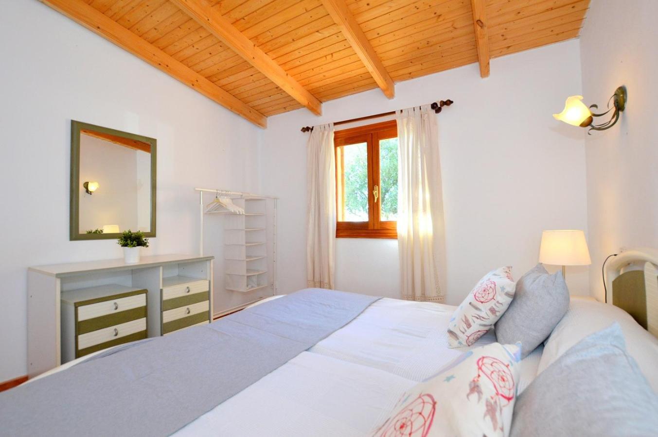 Finca Con Piscina Es Blanquer Guest House Bagian luar foto