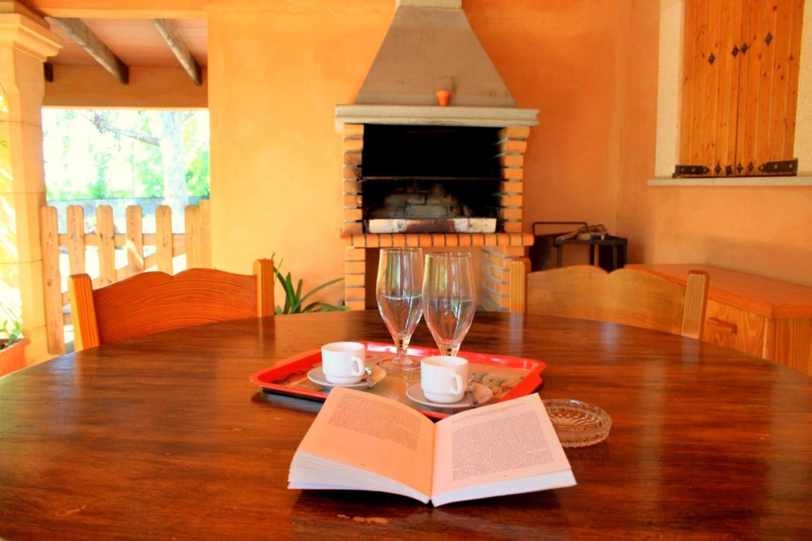 Finca Con Piscina Es Blanquer Guest House Bagian luar foto