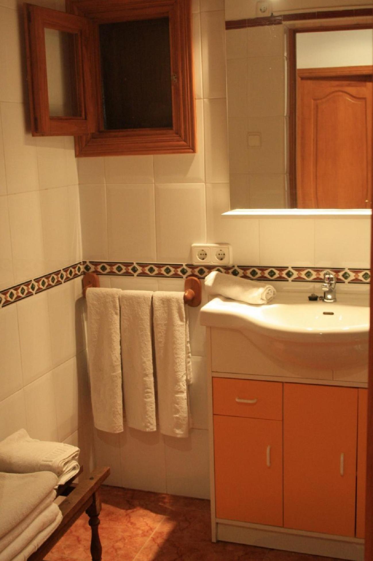 Finca Con Piscina Es Blanquer Guest House Bagian luar foto